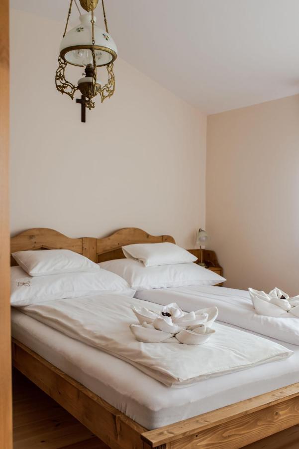 Makó Szent Gellert Borhaz Es Vendegfogado Bed & Breakfast エクステリア 写真