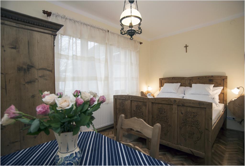 Makó Szent Gellert Borhaz Es Vendegfogado Bed & Breakfast エクステリア 写真